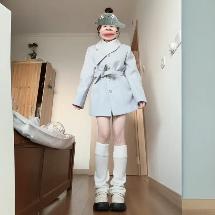 冬季新款富家千金高级感穿搭甜美呢子大衣加厚收腰蓝色毛呢外套女