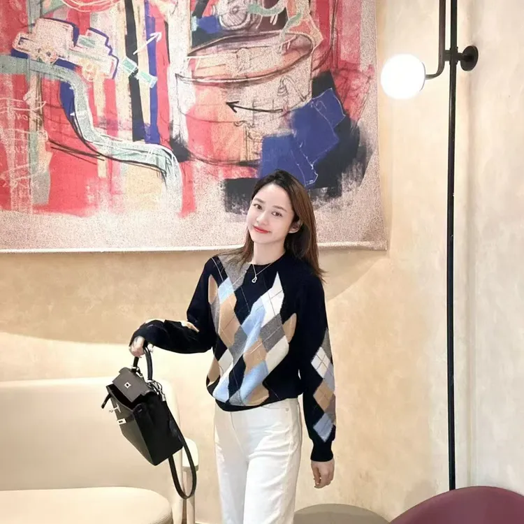 菱格羊毛衫 百搭 保暖 时尚 圆领 秋冬