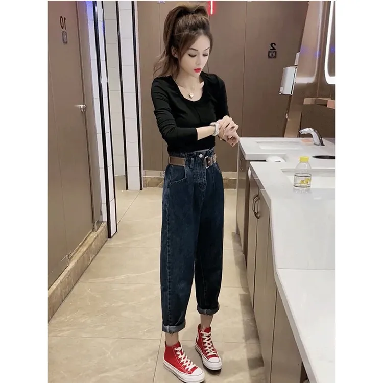 小个子女生穿搭女装春款T恤上衣高腰牛仔老爹裤子两件套时尚套装