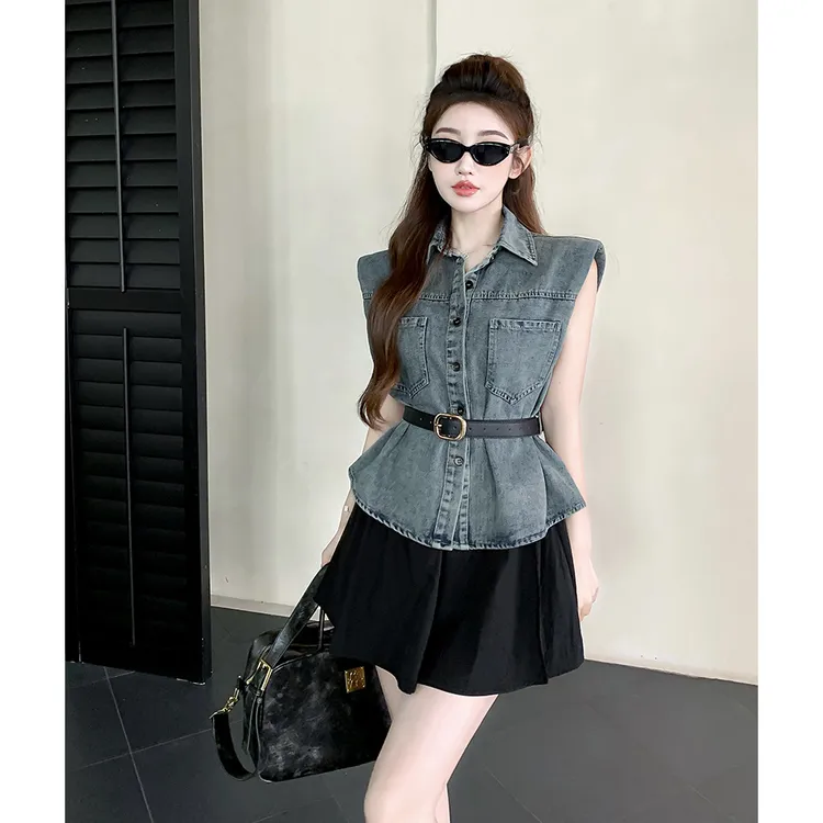 高级感牛仔马甲薄款外套女新款夏季韩版百搭风显瘦配牛仔马甲女款