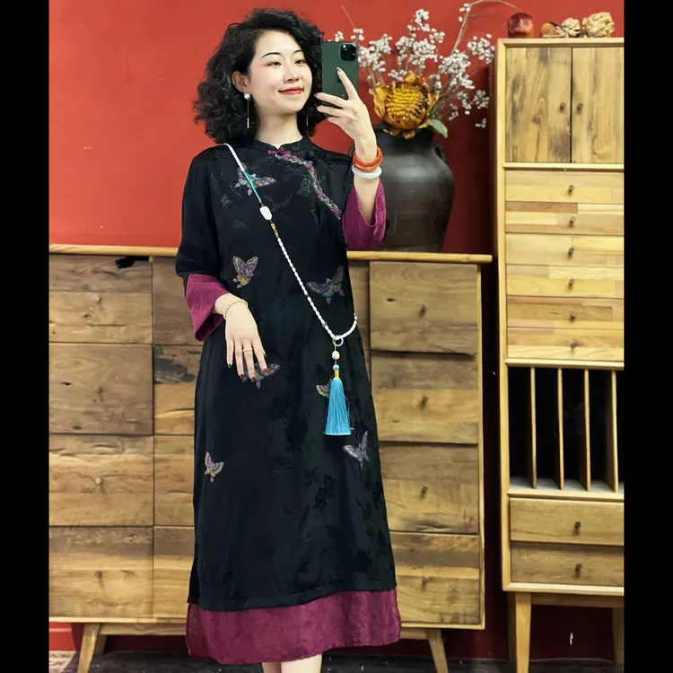 羊在在民族风重工刺绣原创宽松连衣裙新中式复古提花L90070