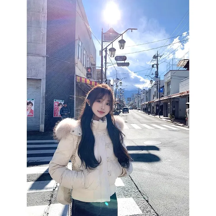 白色大毛领连帽棉服外套女2024冬季韩版复古保暖加绒棉衣袄面包服