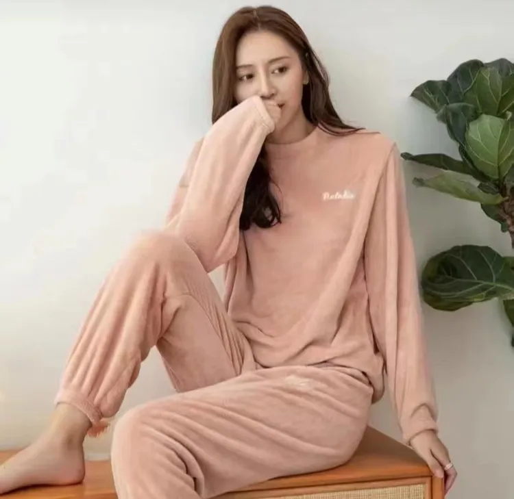 男女同款2024冬季新款纯色加绒加厚保暖珊瑚绒宽松圆领家居服套装