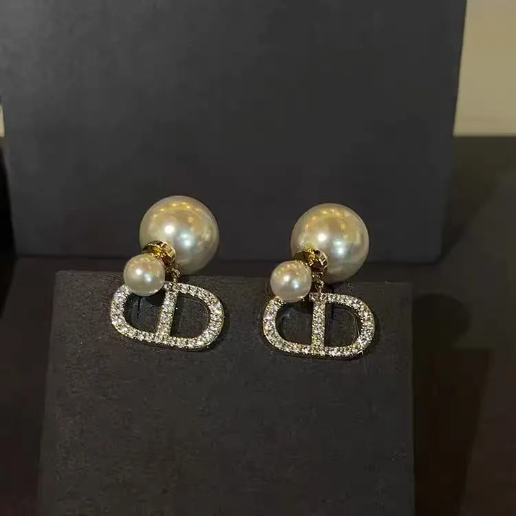 合金吊坠 精致甜贵千金CD珍珠耳环女法式高级感气质轻奢百搭耳钉