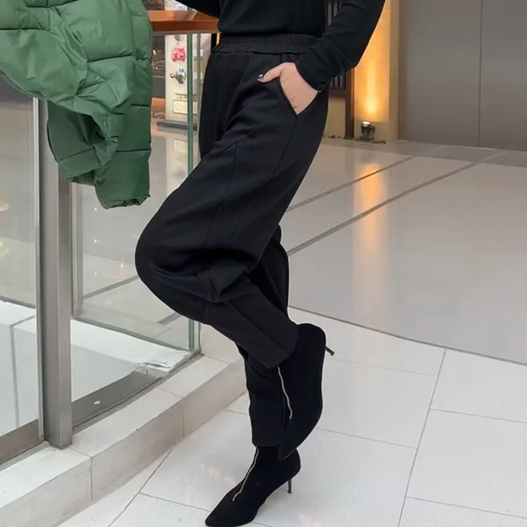 【8866】2025年秋冬季新款纯色松紧高腰时尚洋气显瘦遮肉加厚马蹄裤