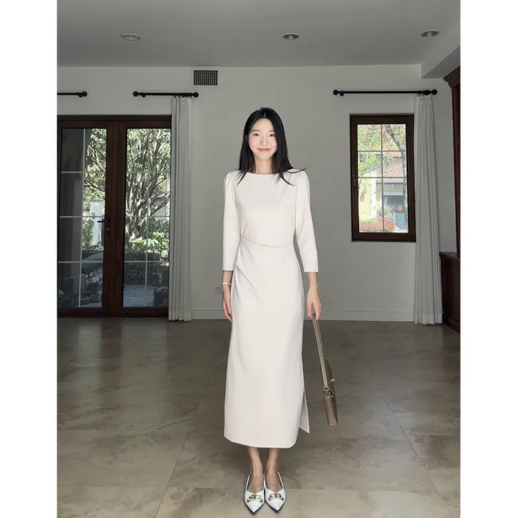 郭九九呢 气质极简剪裁七分袖正肩收腰抽褶显瘦连衣裙 G924Z03183