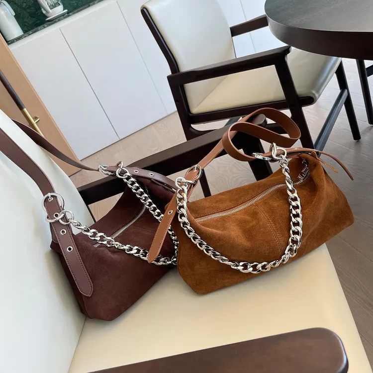 【小青家】小众真皮磨砂质感包包女2024秋冬新款单肩斜挎包慵懒休闲