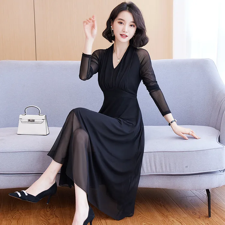 春秋网纱连衣裙女长袖2025新款大码v领长款收腰遮肚气质洋气裙子