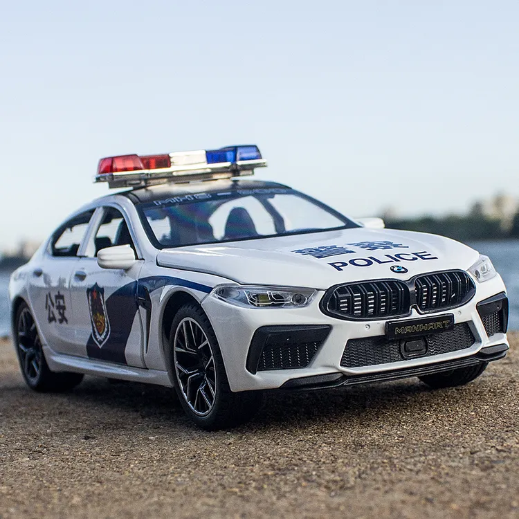 大号1:24宝马M8警车【合金汽车模型】儿童玩具车合金车仿真