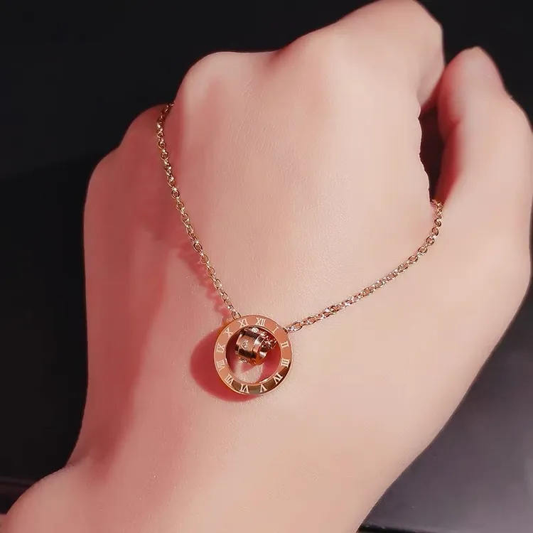 LINGSIV 钛钢项链 时尚罗马环环相扣双环小众设计轻奢锁骨项链