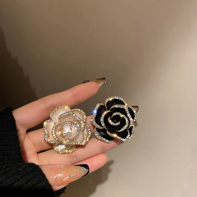 法式复古时尚镶钻贝壳纹花朵胸针女胸花时尚别针气质礼服高档饰品