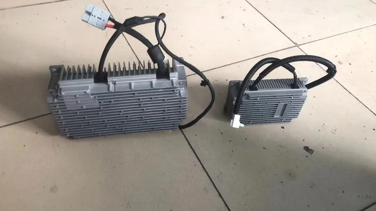 欧曼原厂逆变器电源插座点烟器