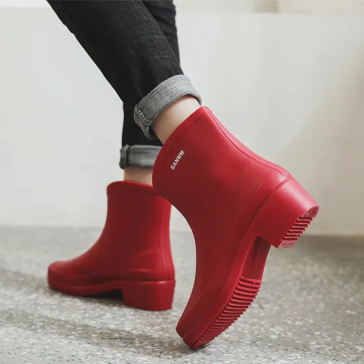 秋冬高跟雨鞋女显瘦短筒水鞋厚底胶鞋厨房买菜套鞋防滑雨靴女冬