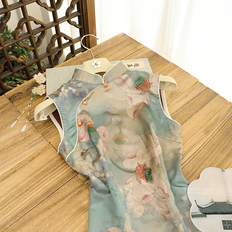 俏娘鱼2025年春季新款改良新中式日常老上海绿色复古提花无袖旗袍