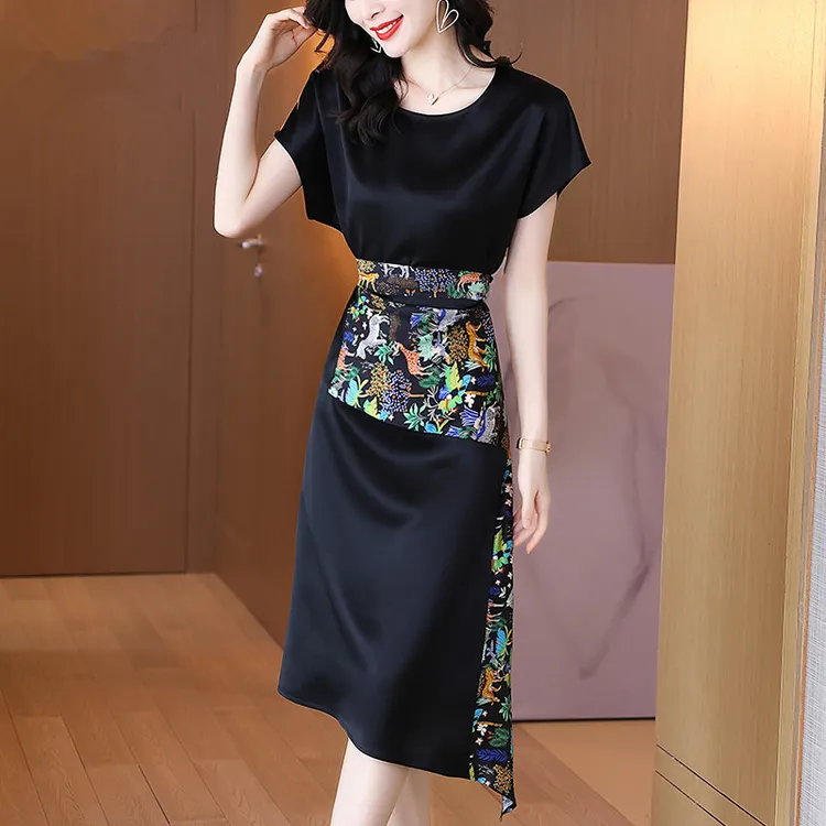 WM5521 缎面连衣裙夏季新款法式复古印花拼接不规则裙子