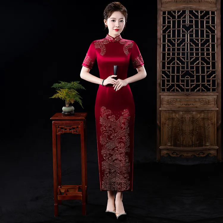 长款绣花旗袍高贵妈妈装婚礼气质喜婆婆婚宴装醋酸中式礼服酒红色
