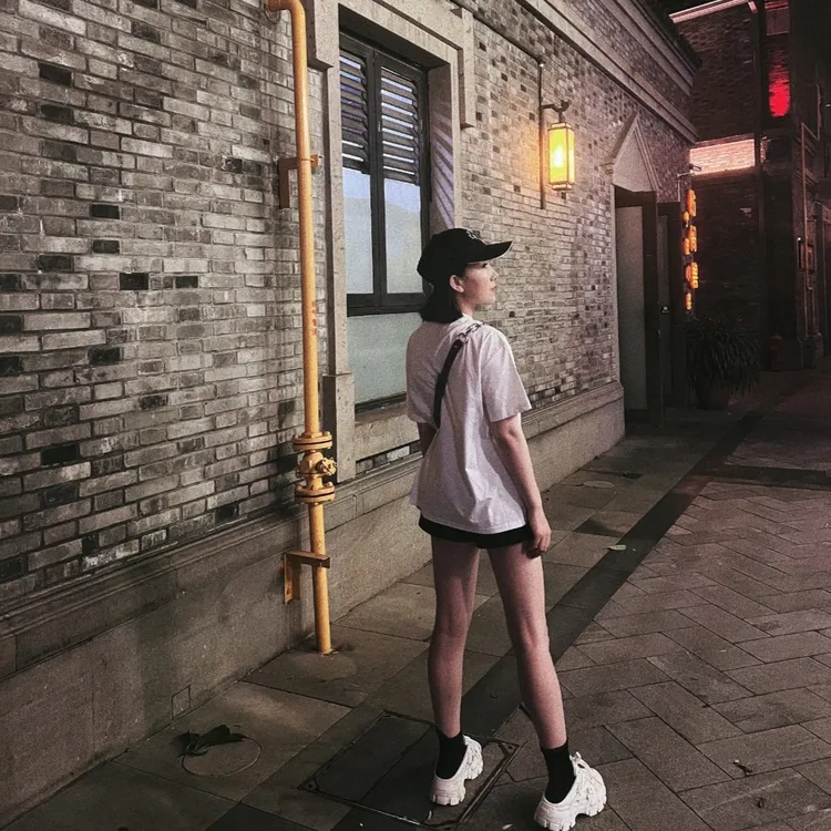男女同款纯白T 索罗娜面料穿到220斤夏季百搭