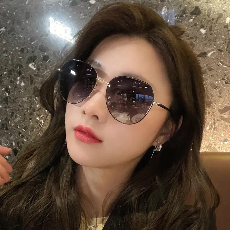 新款女士男款网红款墨镜眼镜防紫外线防晒遮阳偏光开车眼睛太阳镜