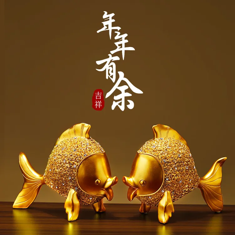轻奢高档年年有余金鱼摆件创意玄关酒柜开业酒架书柜装饰礼品飞燕