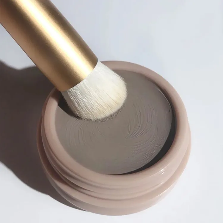 这修容膏把我惊艳到！HOJO灰棕色阴影修容侧影04鼻影鼻梁从无到有