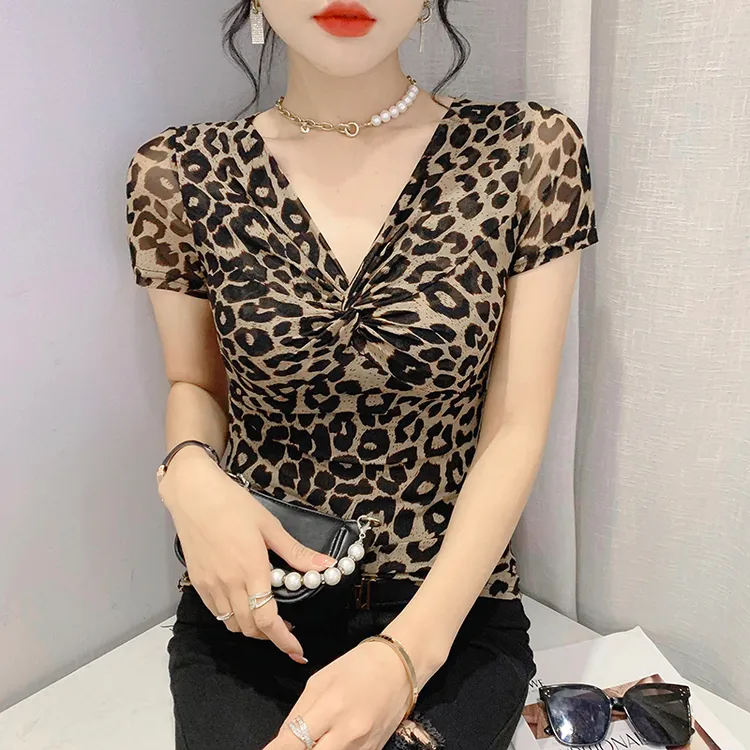 性感V领蕾丝网纱短袖T恤女2025春夏新款欧货洋气豹纹打底上衣小衫