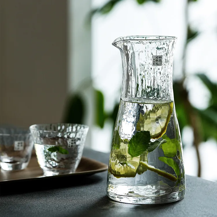 日本进口东洋佐佐木高濑川玻璃冷水壶手工锤目纹分酒器扎壶800ml