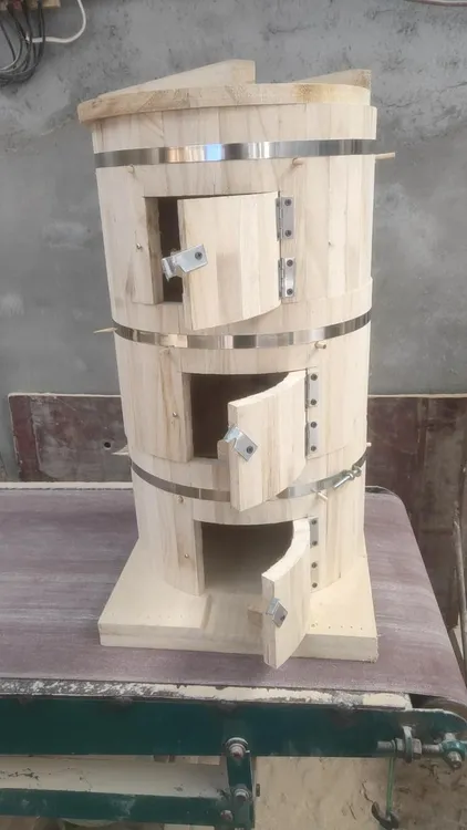 圆格子蜂桶土蜂桶蜂箱养蜂桶诱蜂桶中蜂桶中蜂土养桶实木木桶蜂桶