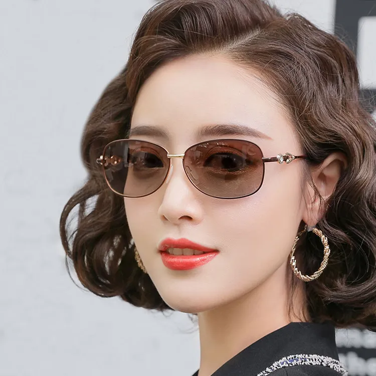 太阳镜墨镜女偏光小脸小框眼镜开车防紫外线优雅复古网红街拍女士