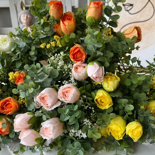 优选玫瑰花仿真花高品质手捧玫瑰客厅摆设婚庆假花花束家居装饰