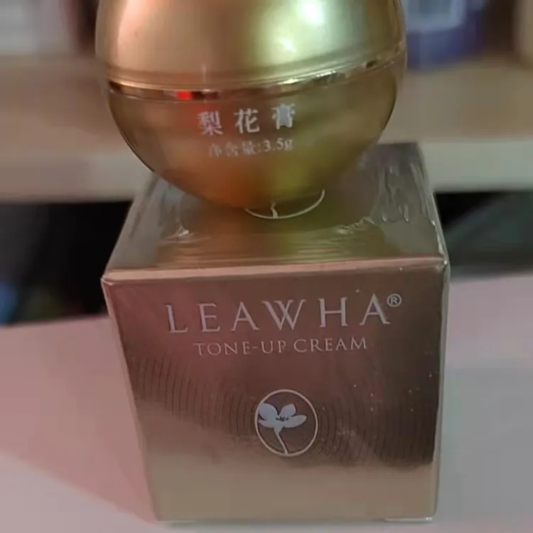 阿底提LEAWHA梨花膏