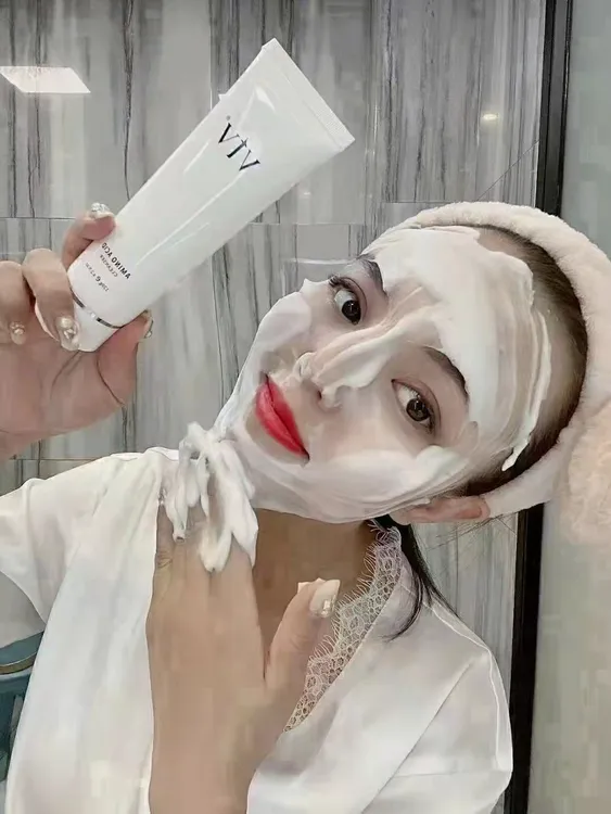 vtvt氨基酸洋甘菊洁面乳