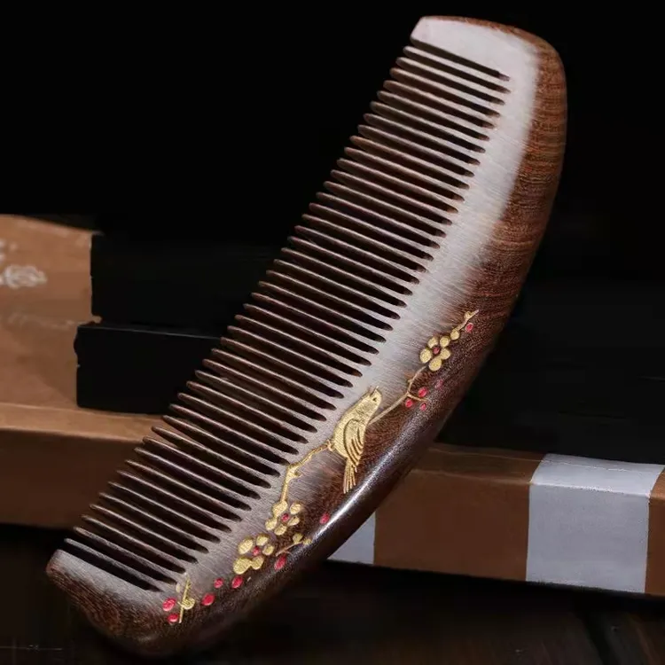 *金丝檀木喜鹊眉梢细齿月梳大号防静电家用正品木梳子