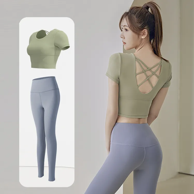 Kava Gie【两件套】瑜伽服女带胸垫跑步短袖运动速干夏薄款健身套装