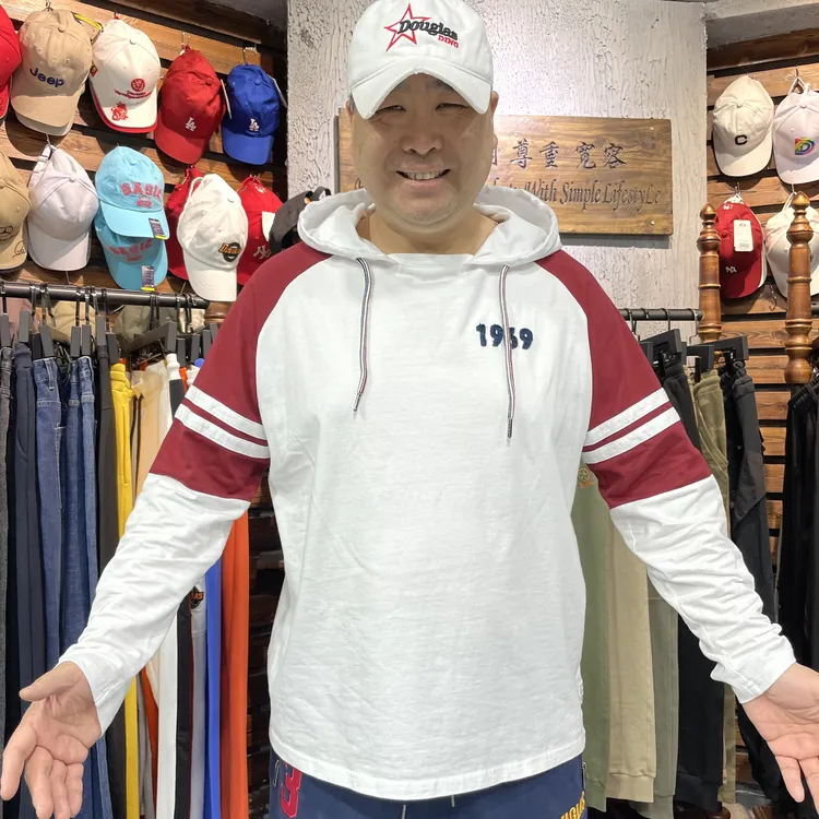 【道格拉斯】水洗精舒棉 拼色连帽长袖T恤 DD9135