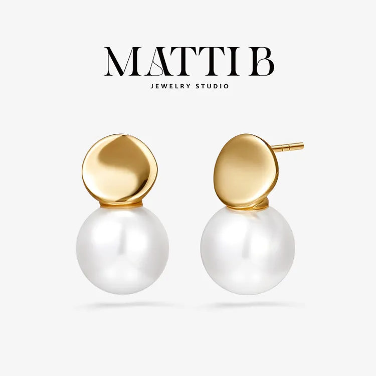 铜合金仿珍珠耳饰 秋冬新爆款气质轻奢高级感百搭高端耳钉女1824 