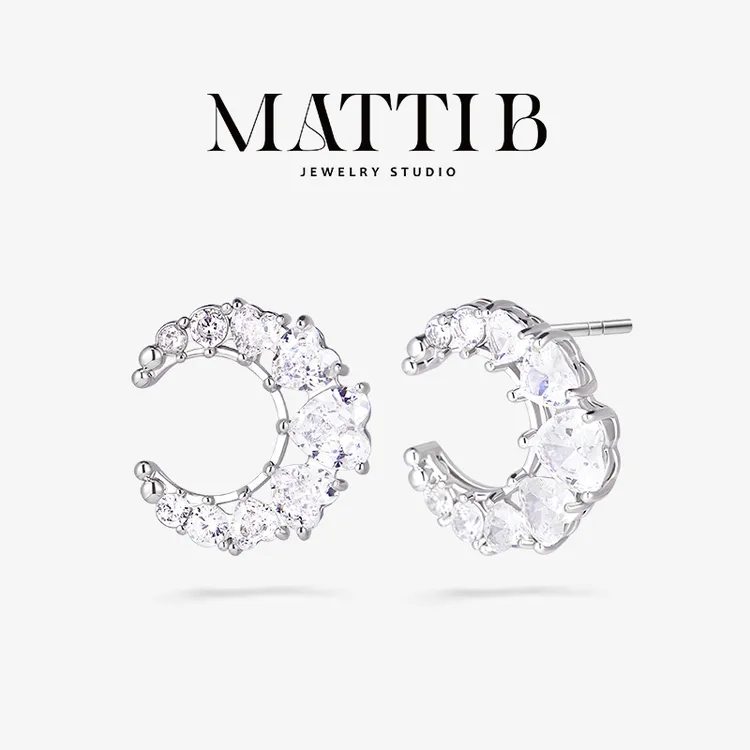 铜合金合成锆石耳饰 小月亮超闪锆石小众设计感高级感耳钉女1385