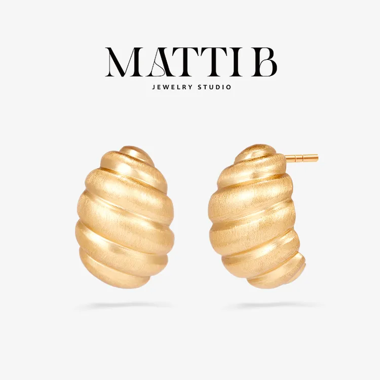 铜合金耳饰 牛角包小众设计感轻奢复古气质极简新爆款耳钉女1930