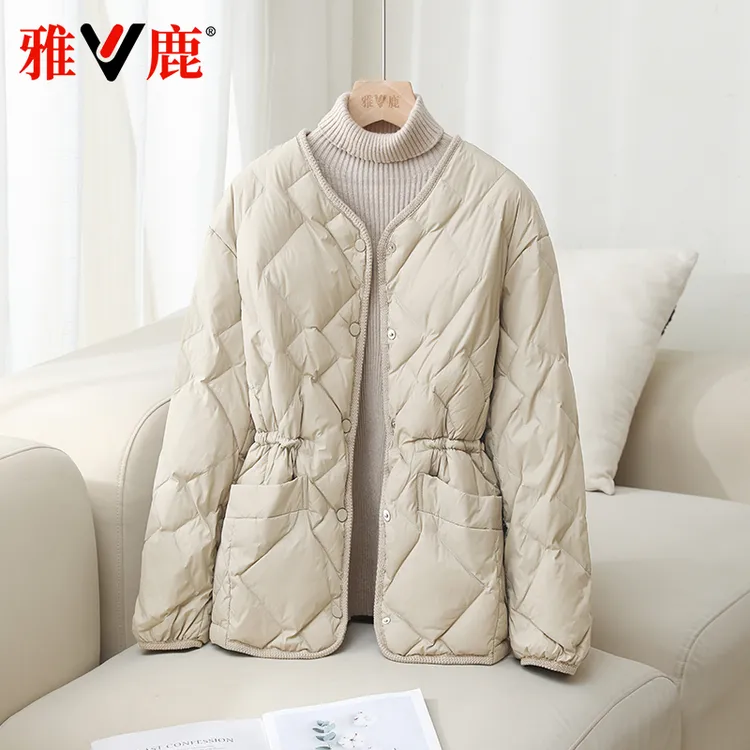 雅鹿2025新款轻薄羽绒服女休闲百搭洋气收腰时尚保暖冬季韩版羽绒