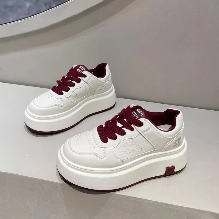 安可拉红厚底小白鞋女2024新款韩版秋季百搭小个子穿松糕增高女鞋