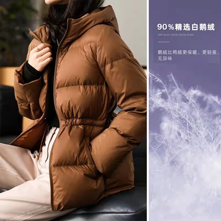 2025年新款高端洋气超轻时尚收腰鹅绒面包羽绒服女短款小个子冬季