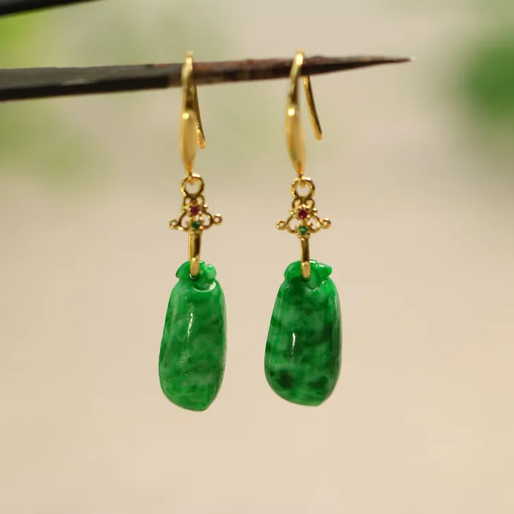 #F095一对S925银镶嵌满色辣绿天然A货翡翠福瓜耳坠