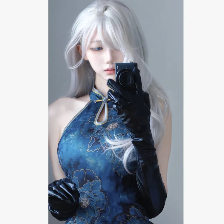 西瓜冰专属-【机械姬】银蓝挑色假发cos设计轻欧美大波浪网感长卷发