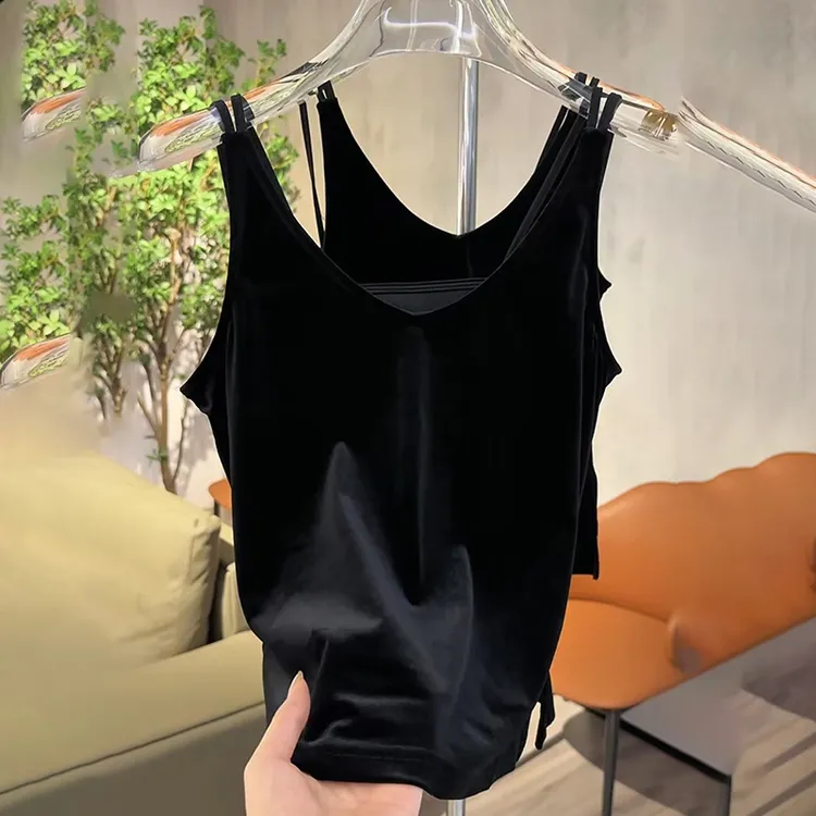 秋季轻奢高级吊带内搭修身气质显瘦黑色背心遮肉洋气百搭丝绒上衣