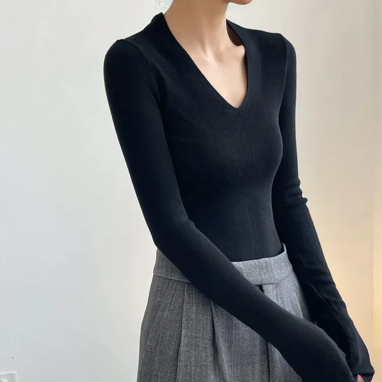 基础款V领打底衫女秋冬新款内搭咖色爆款御姐长袖修身显瘦上衣潮T
