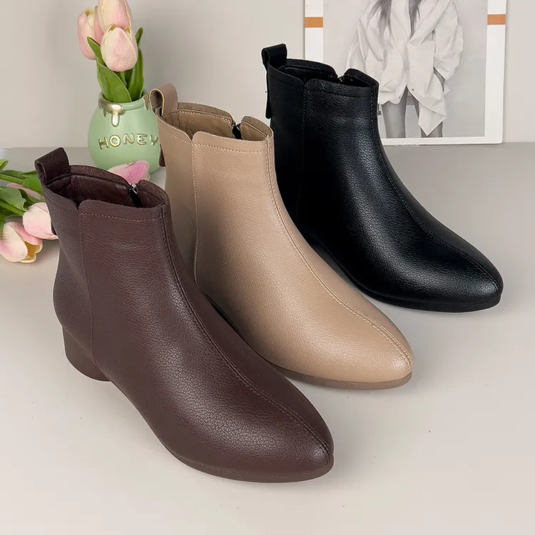 秋冬季短靴女粗跟百搭粗跟妈妈靴子低跟圆头加绒妈妈皮鞋冬季加绒