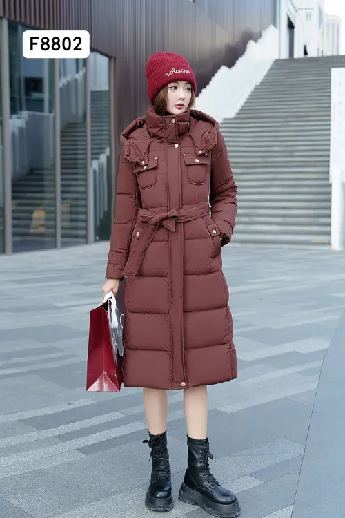 女式新款长款白鸭绒羽绒服上市