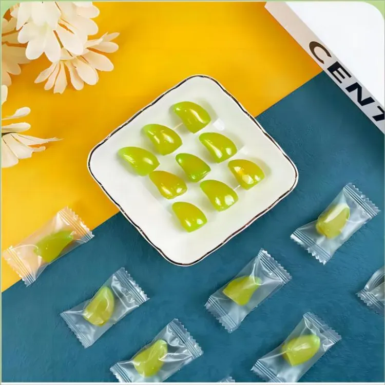 网红爆款零食酸甜啵皮软糖高颜值夹心水果果汁扒皮软糖24K年货
