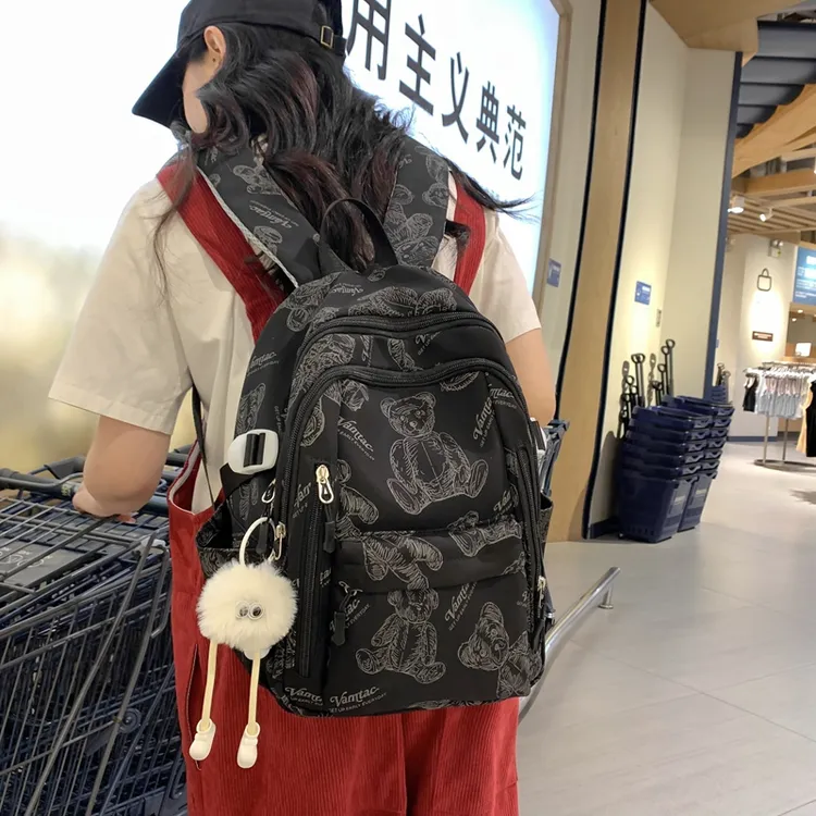 芭特莉书包  小清新双肩包女生轻便大容量初高中学生潮酷休闲背包