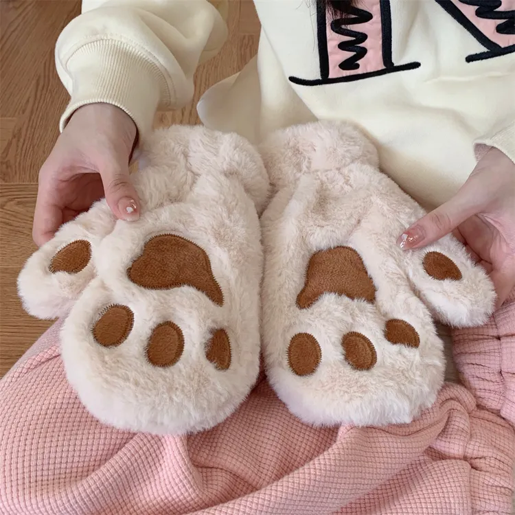 细细条 卡通可爱猫爪熊爪毛绒手套女冬天骑车防寒挂脖连指手套ins