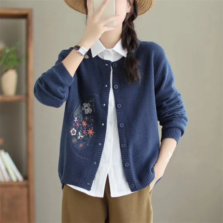2025春季新款复古文艺刺绣圆领针织开衫淑女气质百搭显瘦外套上衣